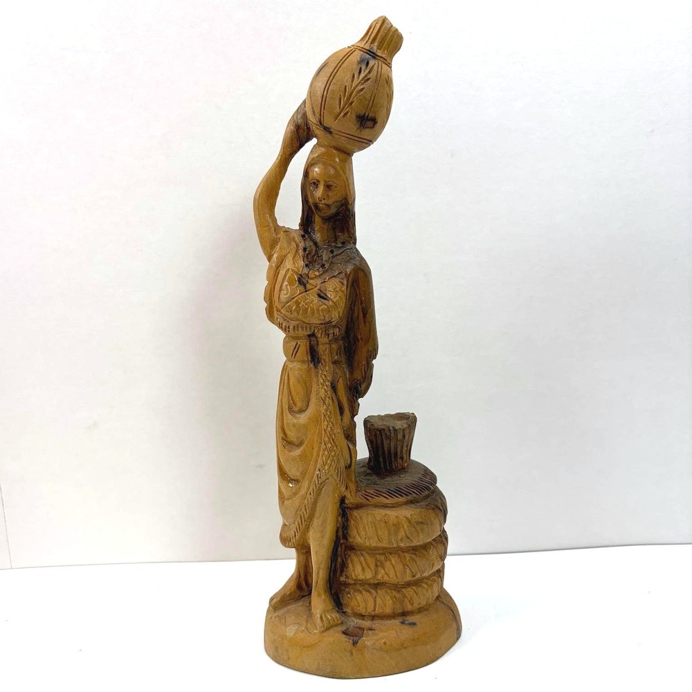 Unbranded Olive Wood Bible Figurine Hand Carved Samaritan Woman at the Well VGC